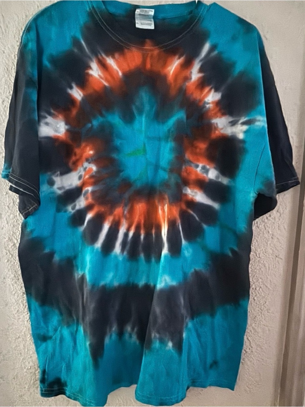 Gildan Heavy Cotton XL Tie-Dye Crew Neck T-Shirt - Teal & Orange with Terrapin